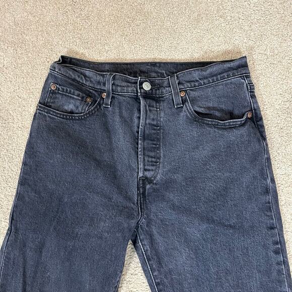 Levi's 501 Button Fly Raw Hem Jeans in Black Straight Leg High Waist Sz W28 L29 - Picture 2 of 8